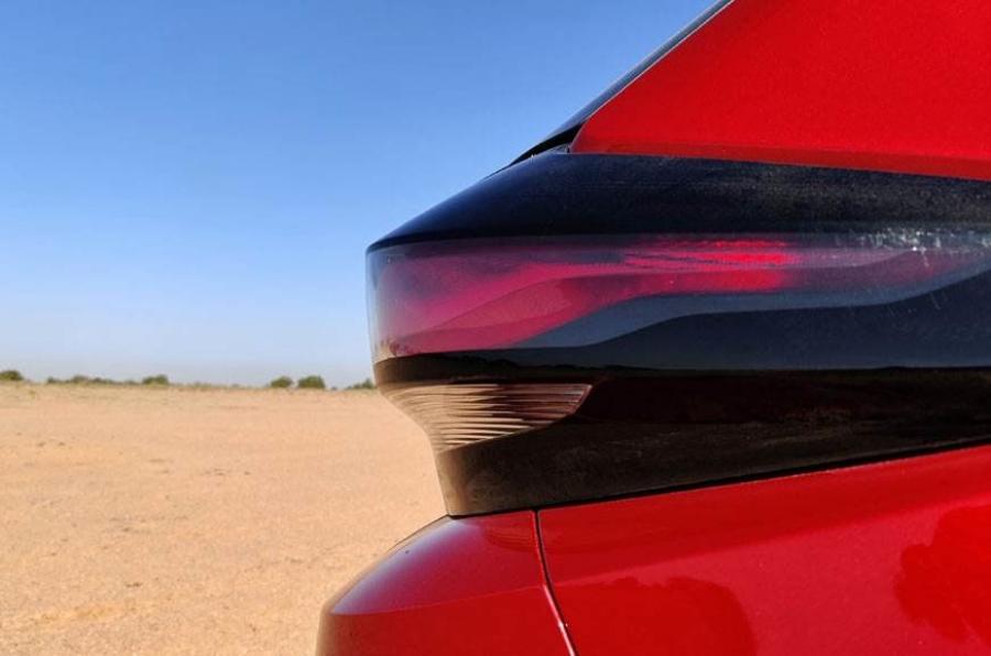 Детали экстерьера Tata Altroz 2019 года  (фото 12 из 29)